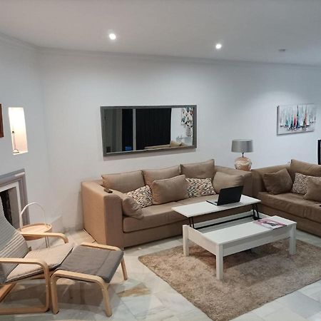 Апартаменти Large 2 Bed Apt Puerto Banus Marina Private Parking Марбелья Екстер'єр фото